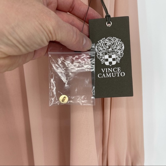 NWT Vince Camuto Pink High Neck Pleated Blouse LG - Picture 8 of 16